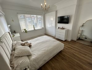 Photo 21- click for photo gallery